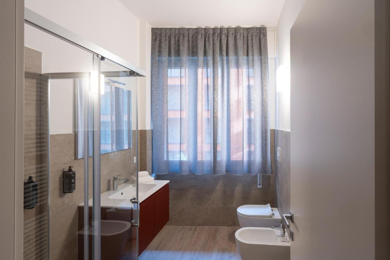 Astoria Comfort Rooms Bologna Exteriör bild