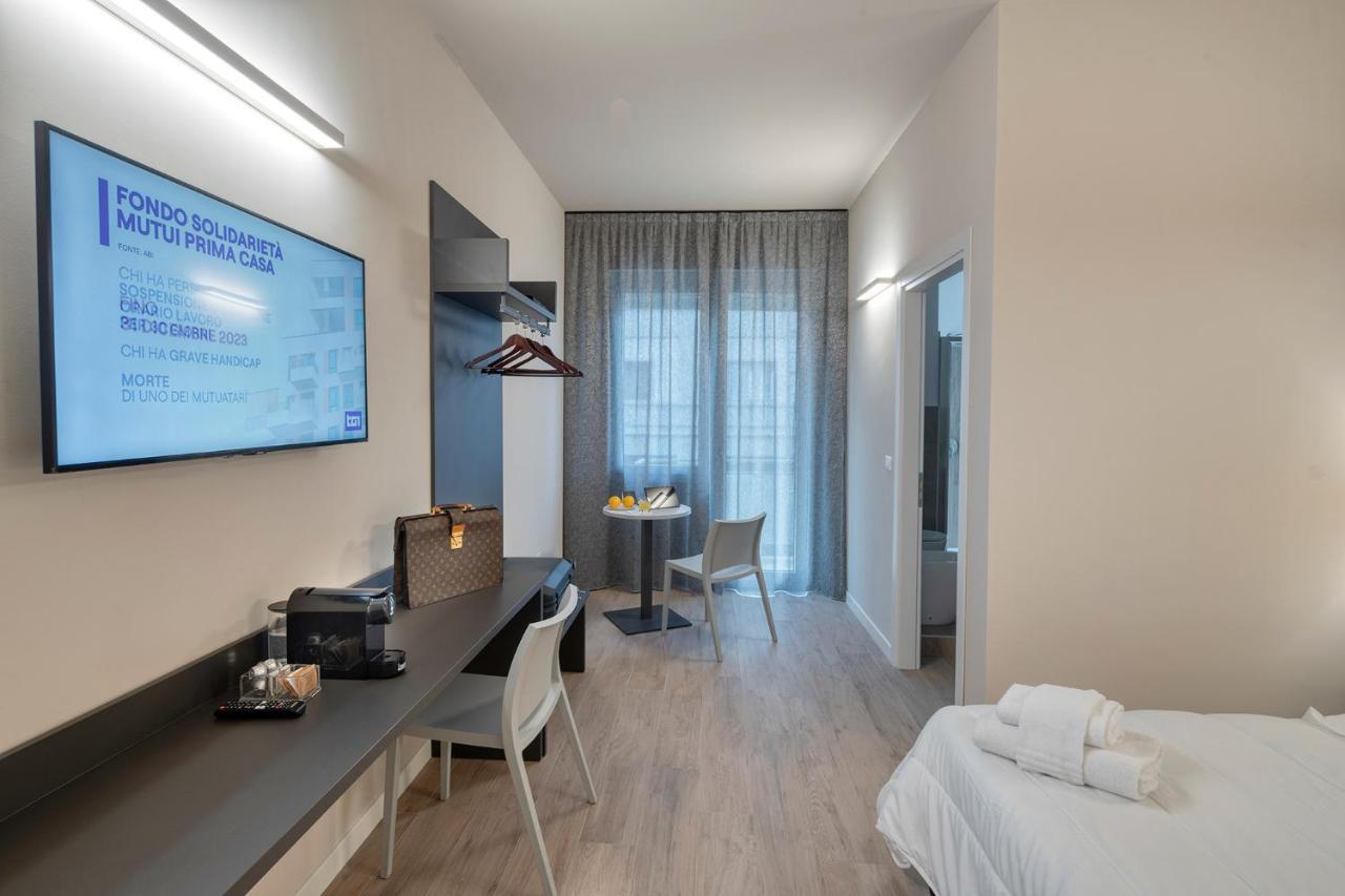 Astoria Comfort Rooms Bologna Exteriör bild