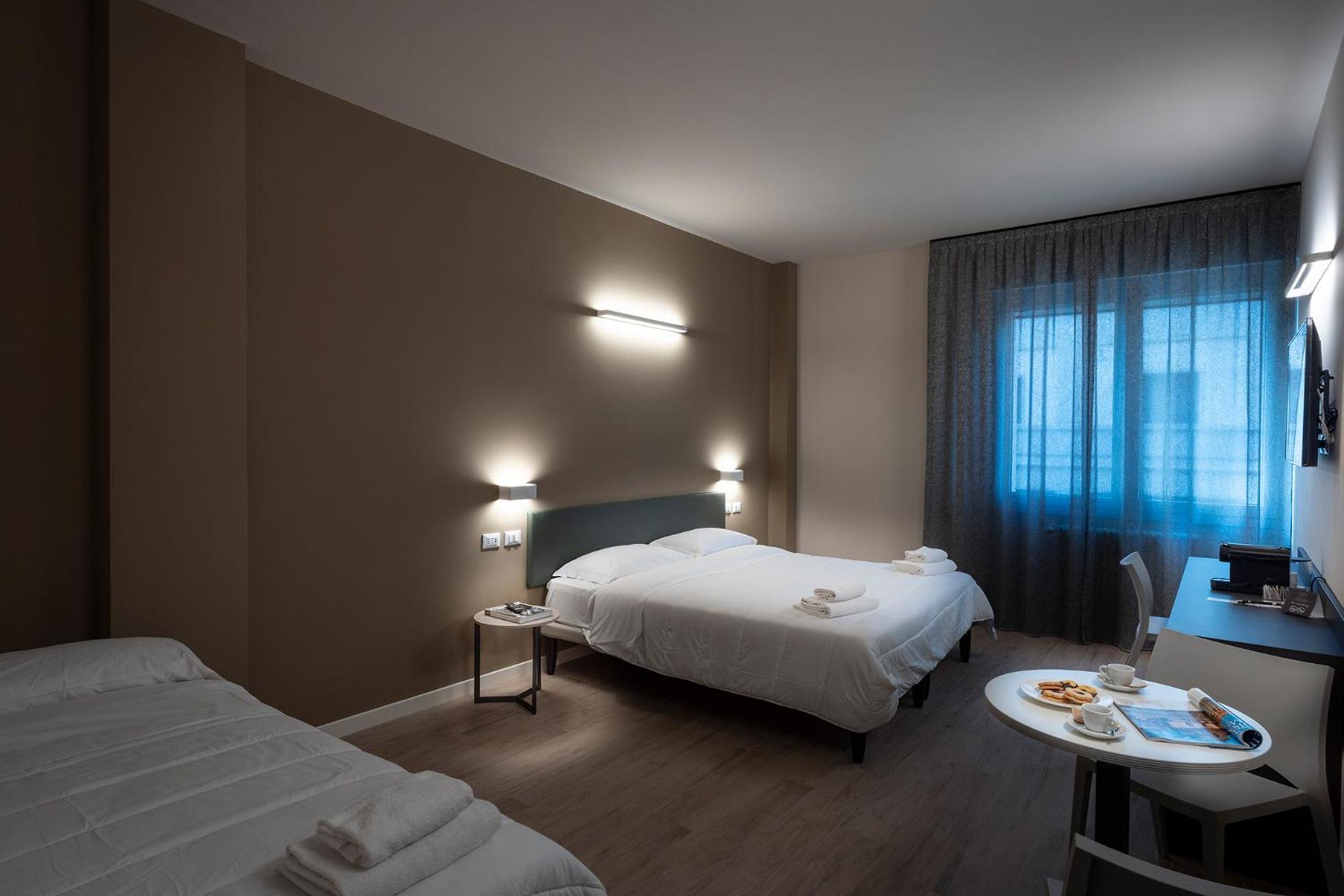 Astoria Comfort Rooms Bologna Exteriör bild